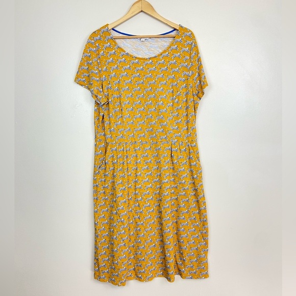 Boden Phoebe Short Sleeve Cheetah Print Jersey Dress Yellow Pockets - Picture 2 of 7